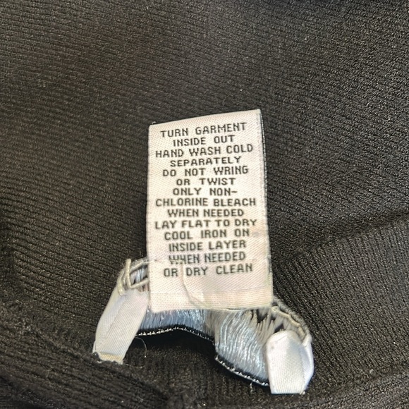 Carmen Marc Valvo Jewel Swing A-line Skater Sweater Knit Skirt Size XL Black‎ - Picture 5 of 7